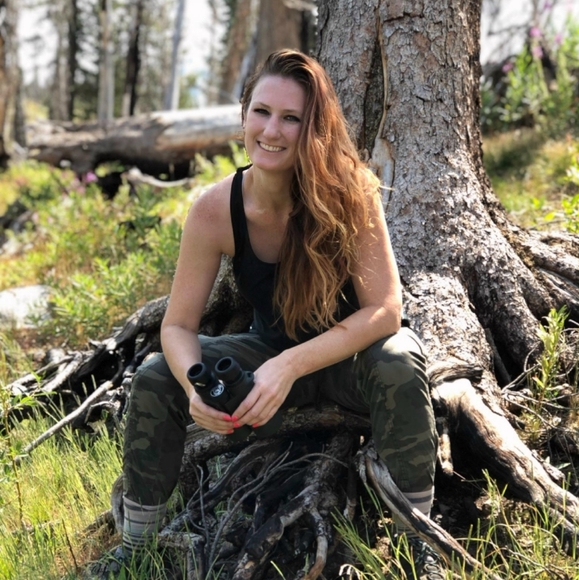 Meet your Posher, Audra - Picture 2 of 5